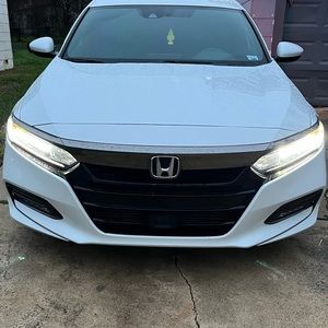 Meet your Posher, Deandre